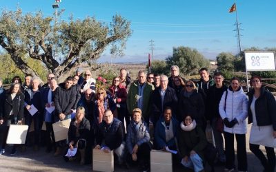Cervera receives the visitors of the "Buy and discover Catalonia" campaign