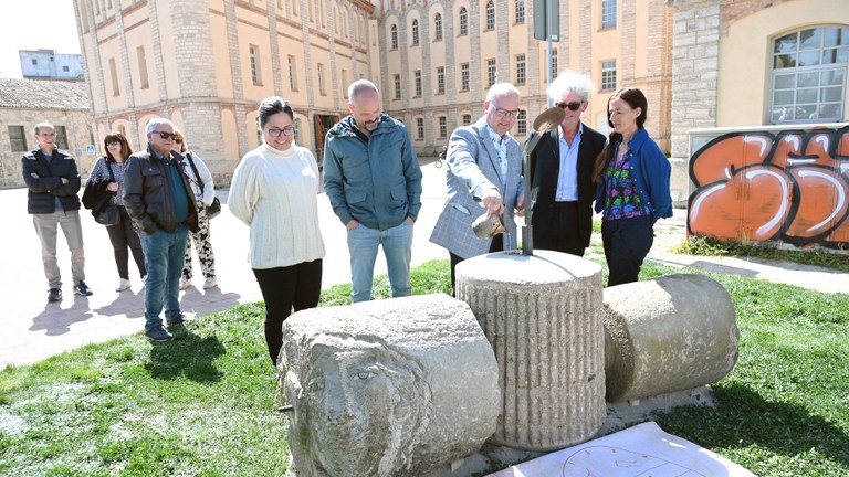 El Museo del Trigo de Cervera inaugura la escultura “Inercia analema”